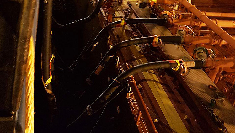 해양 STS 벙커 호스: 